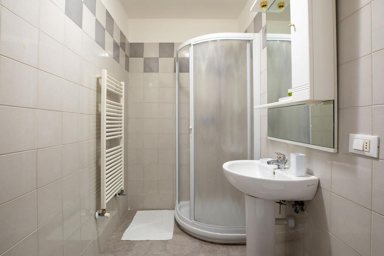 Casa Adriana Apartment ริโอมัจโจเร ภายนอก รูปภาพ