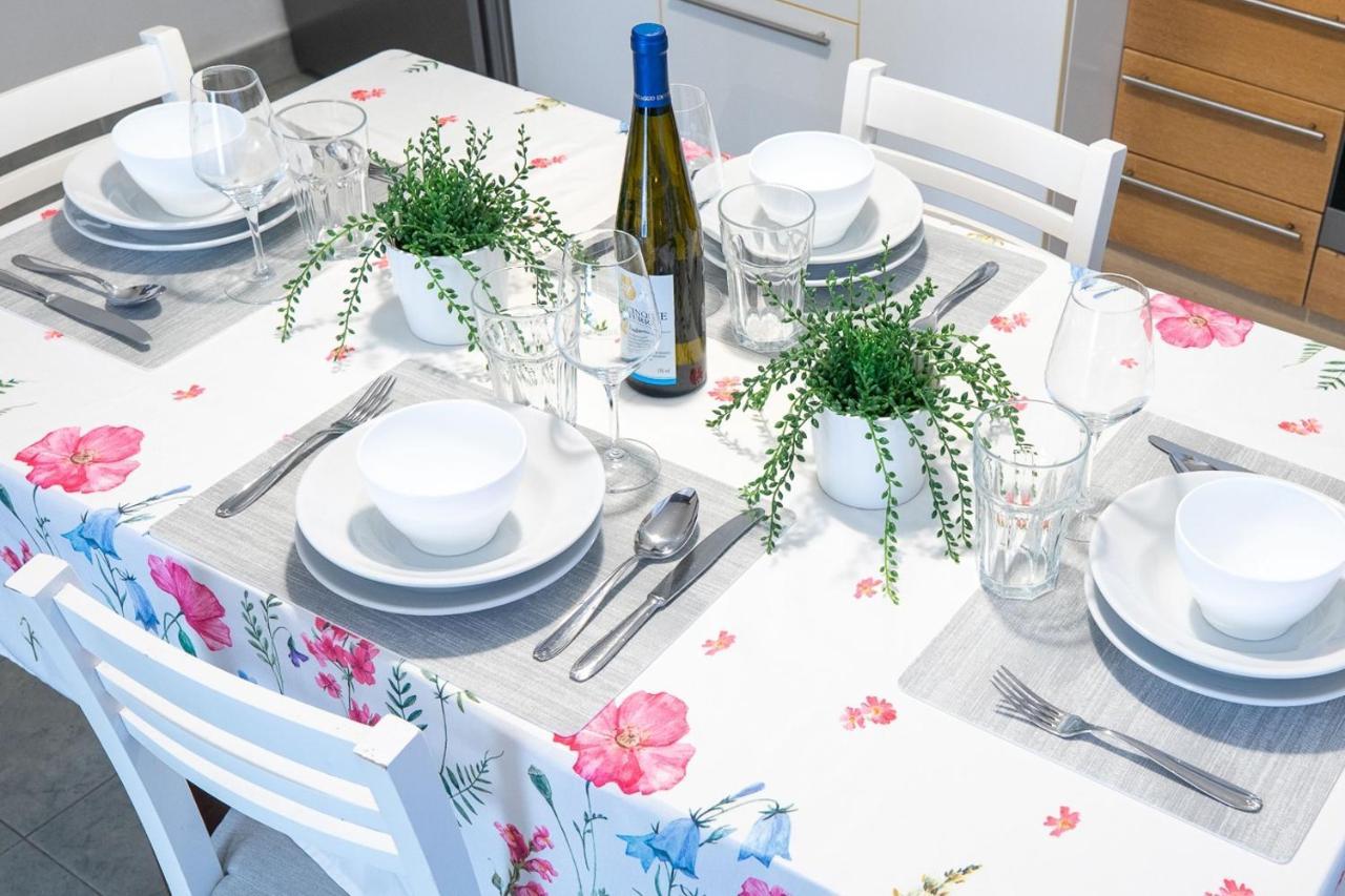 Casa Adriana Apartment ริโอมัจโจเร ภายนอก รูปภาพ